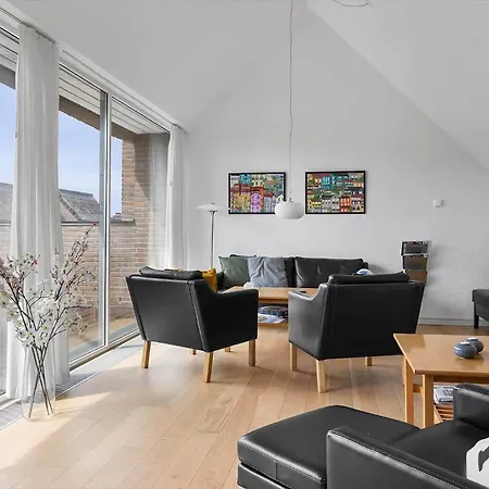 1165-romo-gulirisvej-841 Apartment